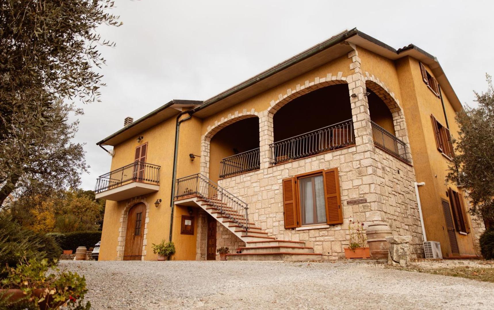 Agriturismo La Sede Di Carlo Saturnia Kültér fotó